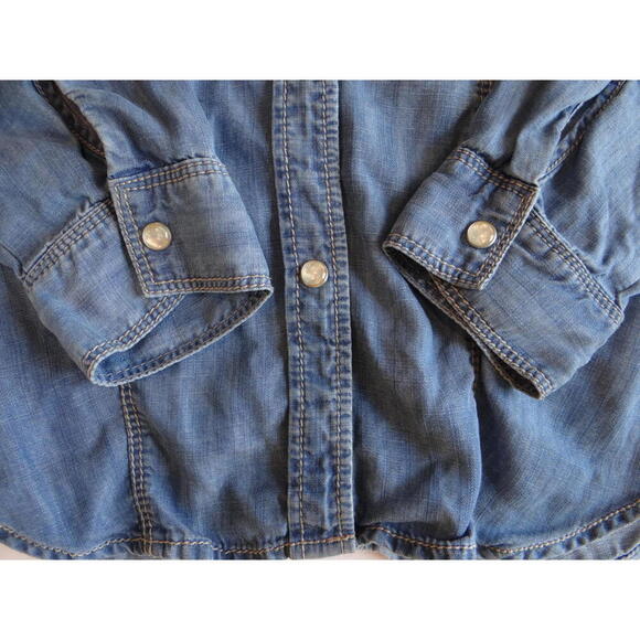 Trouvé Women's Denim Shirt - Stylish & Comfortable - Picture 7 of 7